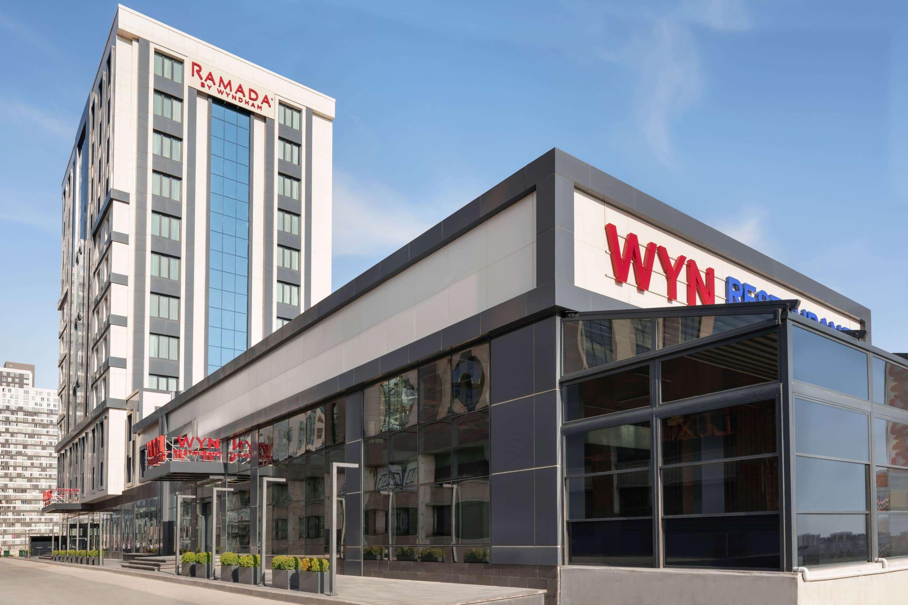 Ramada By Wyndham Beylikduzu Hotel Istanbul Exterior photo