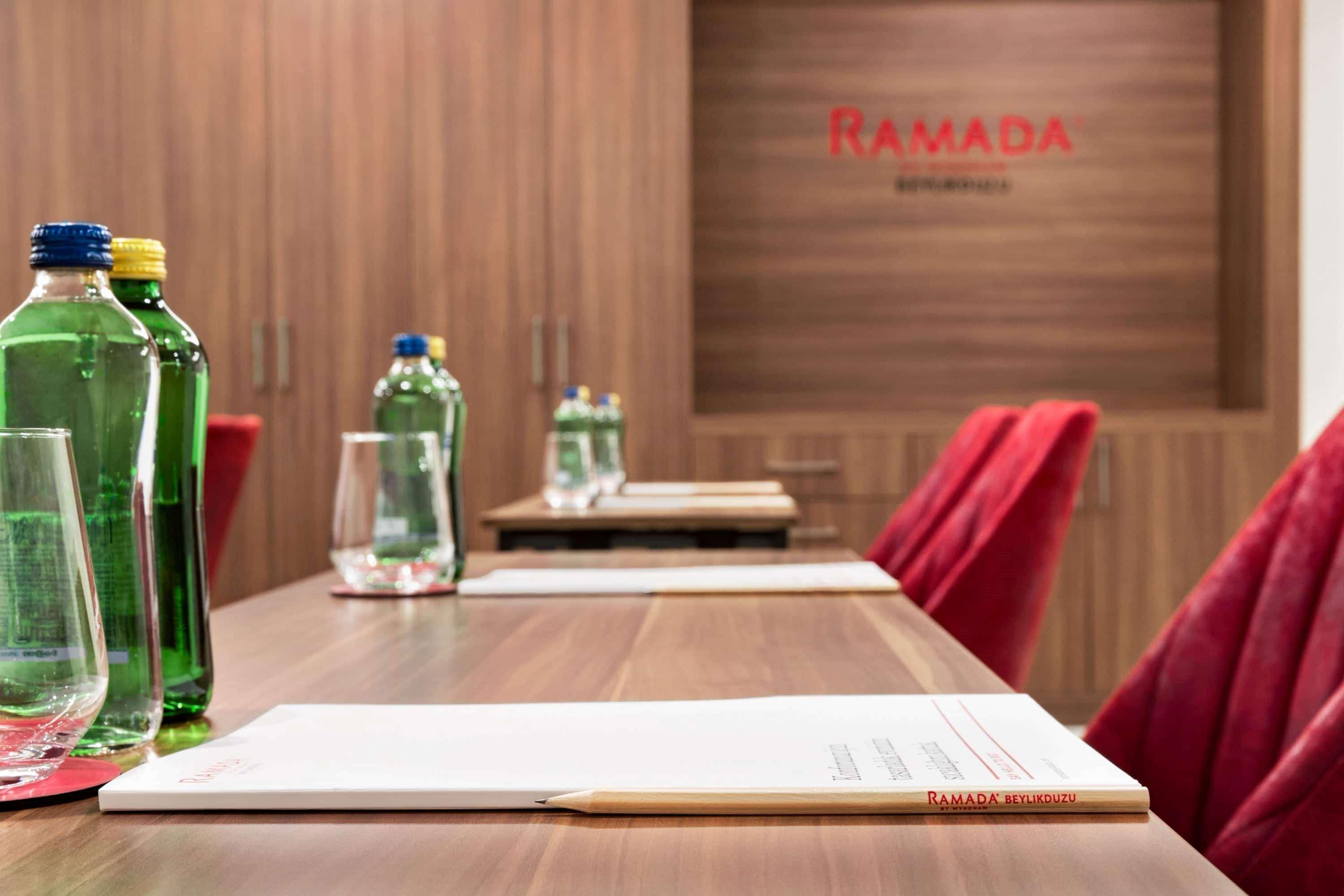 Ramada By Wyndham Beylikduzu Hotel Istanbul Exterior photo